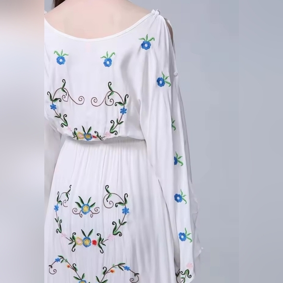 Chic White Floral Maxi Dress- Reversible - Picture 14 of 16